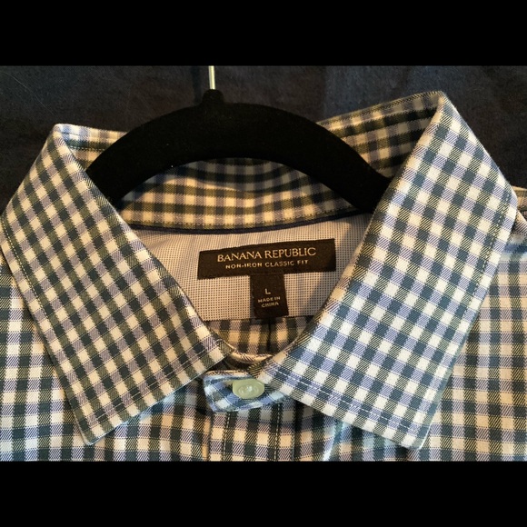 Banana Republic Mens Button Down! - Picture 2 of 3